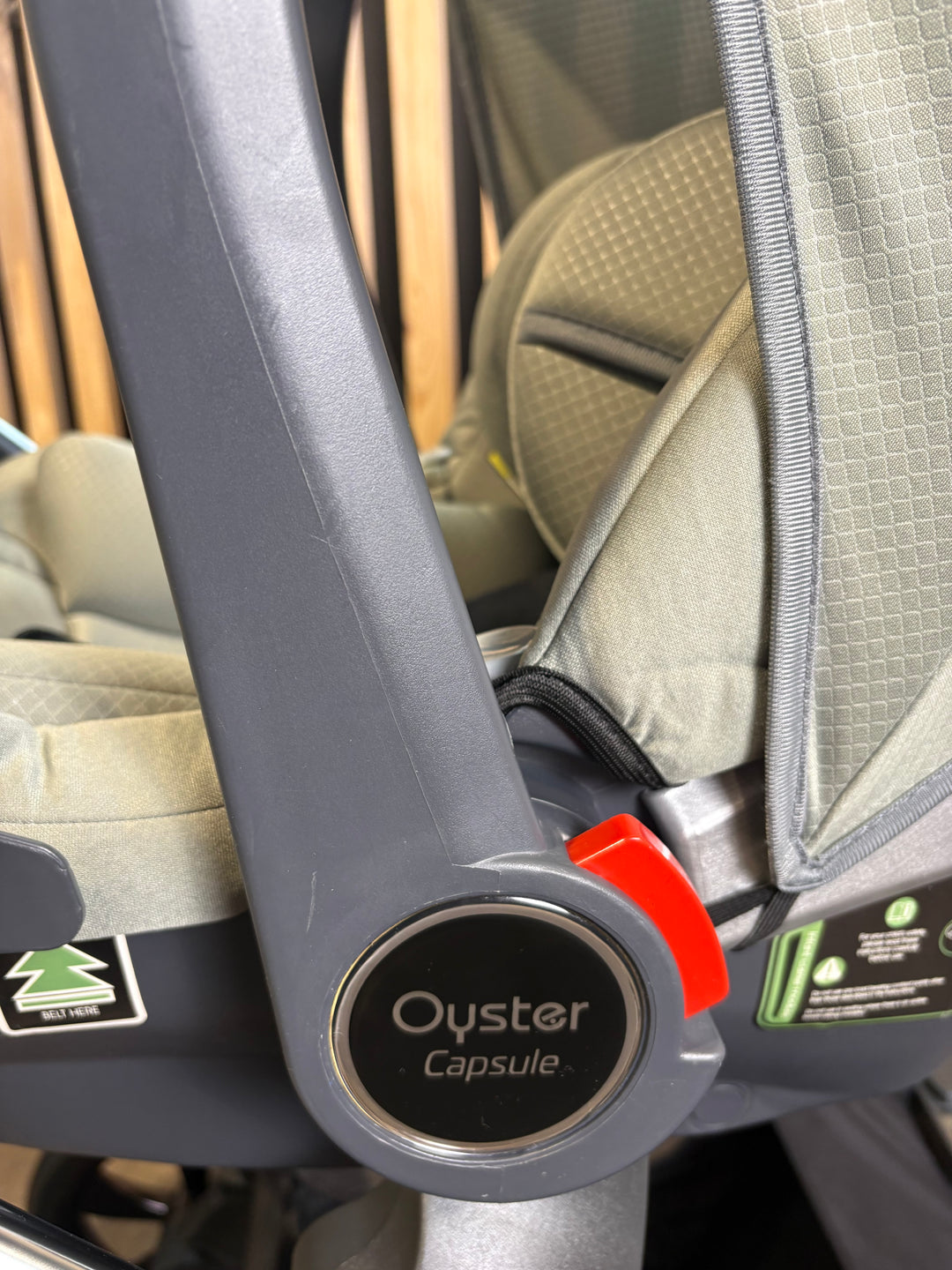 PRE LOVED Babystyle Oyster3 Travel System - Spearmint