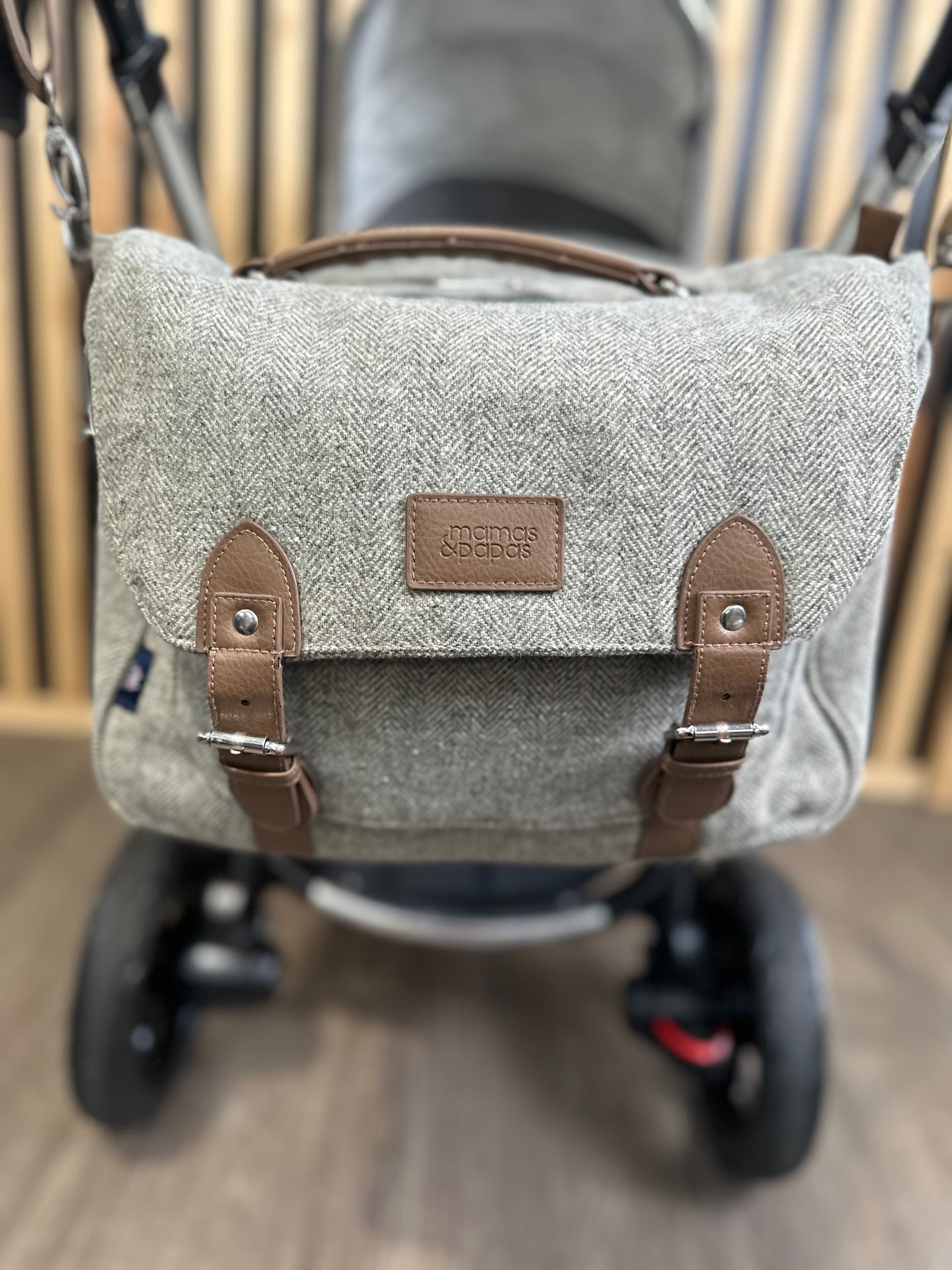 PRE LOVED Mamas & Papas Ocarro - Grey Tweed