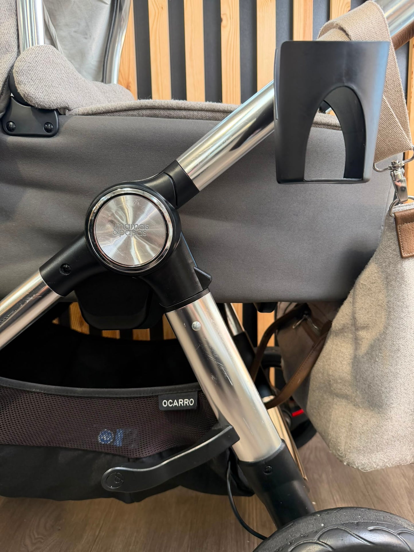PRE LOVED Mamas & Papas Ocarro 2-in-1 Travel System - Heritage