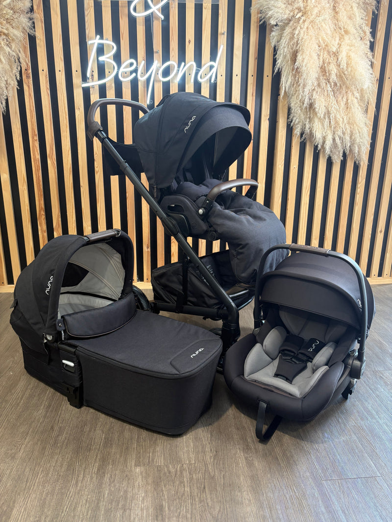 PRE LOVED Nuna Mixx Travel System - Caviar
