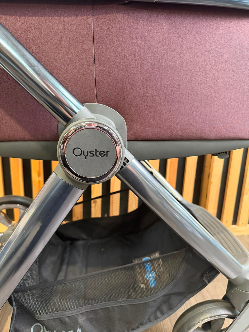 EX DISPLAY Babystyle Oyster4 2-in-1 Travel System - Mulberry