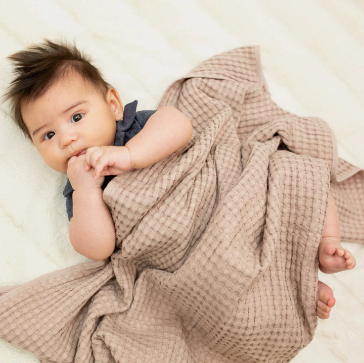 Lulujo Waffle Blanket - Sand