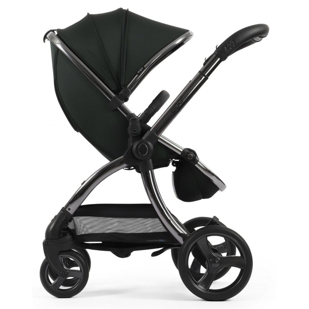 egg 3 Luxury Cloud T i-Size Travel System Bundle - Black Olive