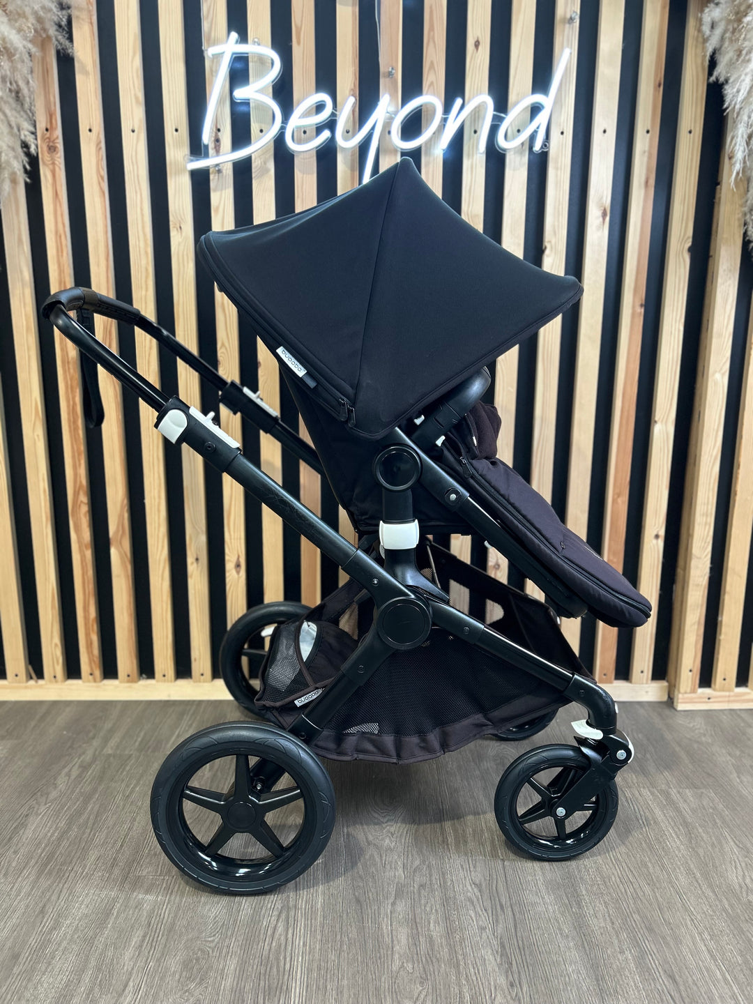 PRE LOVED Bugaboo Fox2 Pram + Pushchair - Black