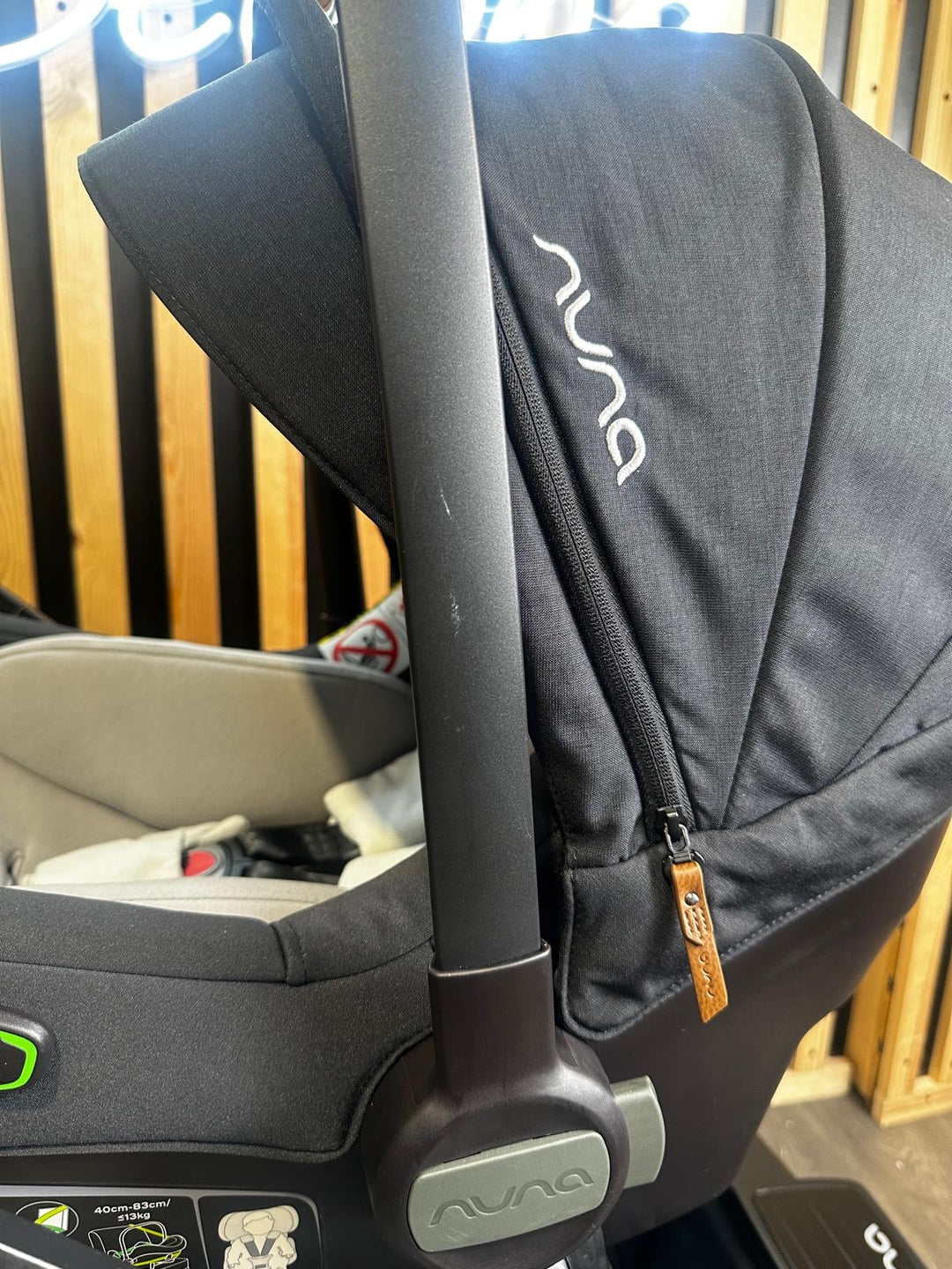 PRE LOVED Nuna Mixx Travel System - Granite