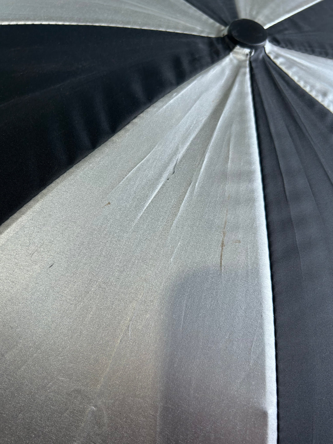 PRE LOVED Universal Parasol - Black/Silver