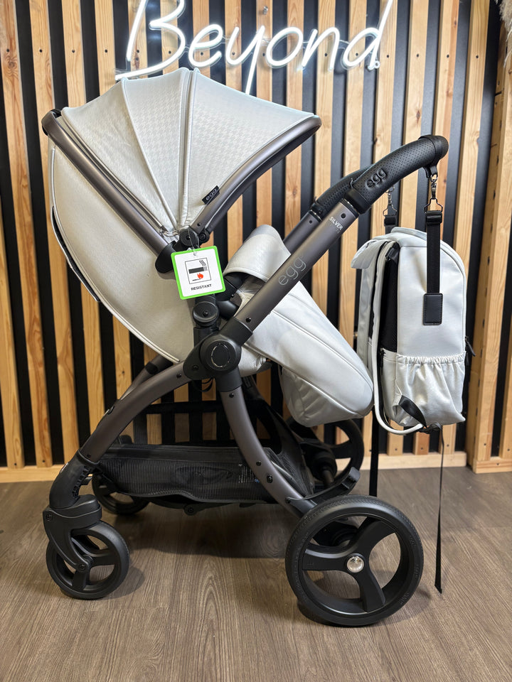 EX DISPLAY egg3 Pram + Pushchair - Houndstooth Silver