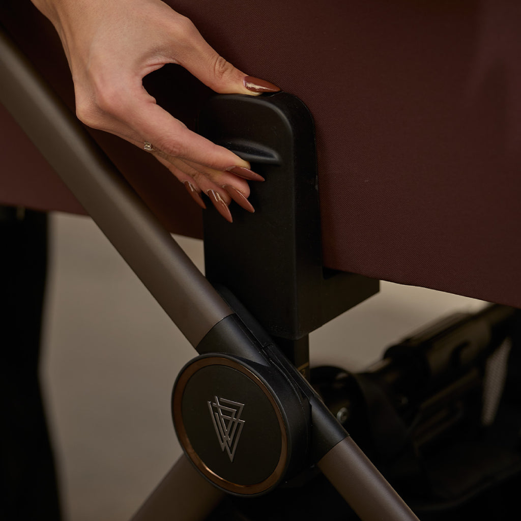 Venicci Upline2 SE Car Seat Travel System - Burgundy