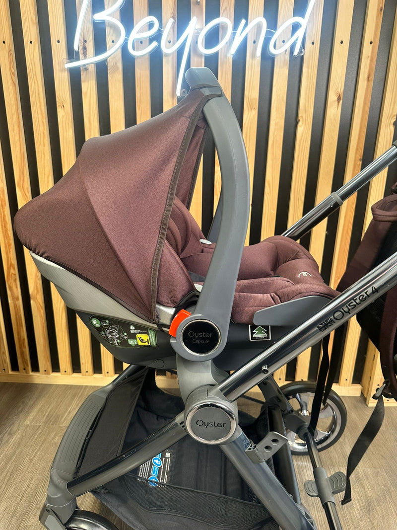 PRE LOVED Babystyle Oyster4 Travel System - Mulberry
