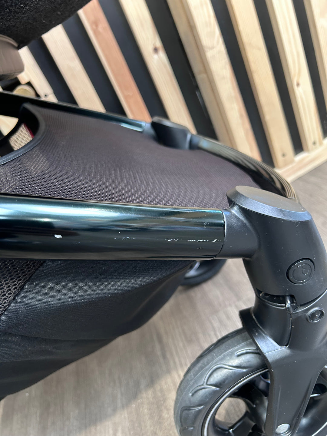 PRE LOVED Mamas & Papas Ocarro Travel System - Opulence