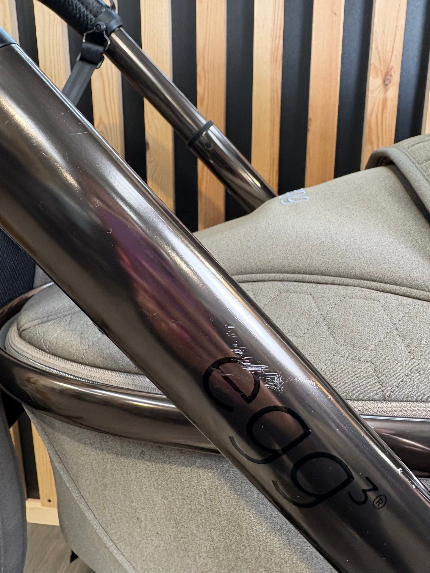 PRE LOVED egg3 Travel System - Mink