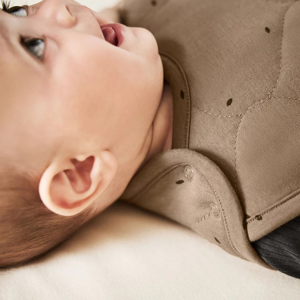 The Little Green Sheep Organic Quilted Baby Sleeping Bag - Ebony with Cocoa - 2.5 Tog