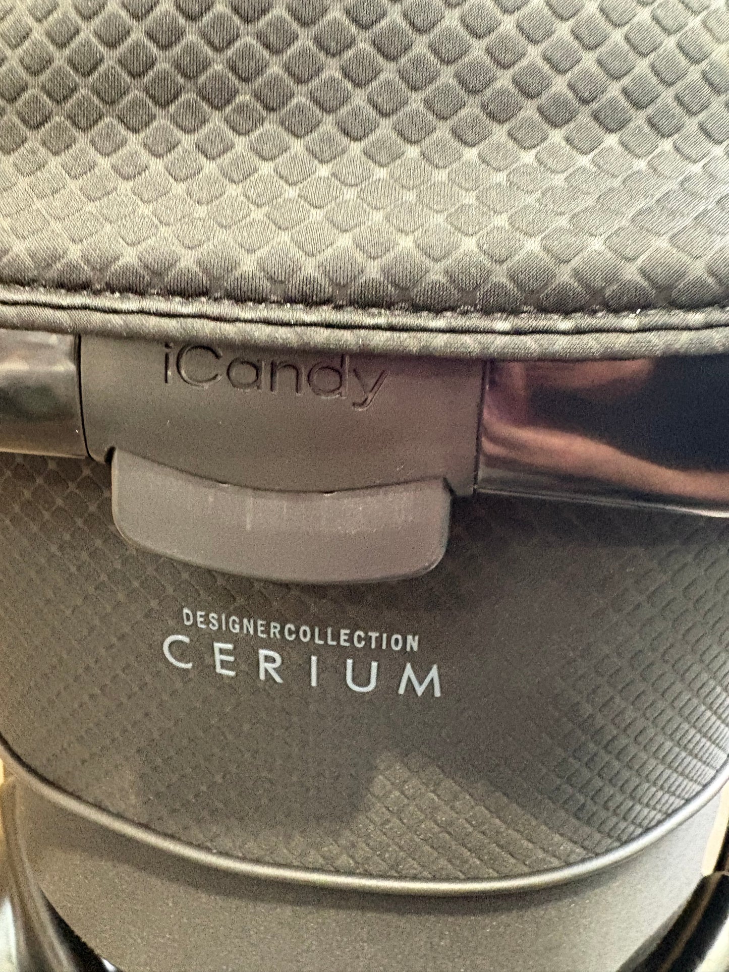 PRE LOVED iCandy Peach 7 Pram, Pushchair & Accessories - Cerium
