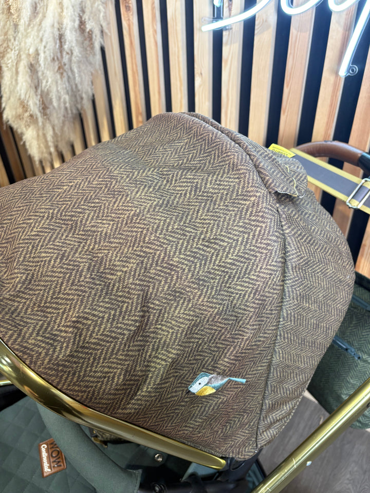 PRE LOVED Cosatto Wow Continental Travel System - Bureau