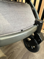PRE LOVED Cosatto Wow 3 Travel System - Bobtail