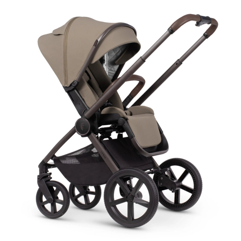 Venicci Upline Special Edition 4in1 Travel System Inc Engo Car Seat + Isofix Base - Powder