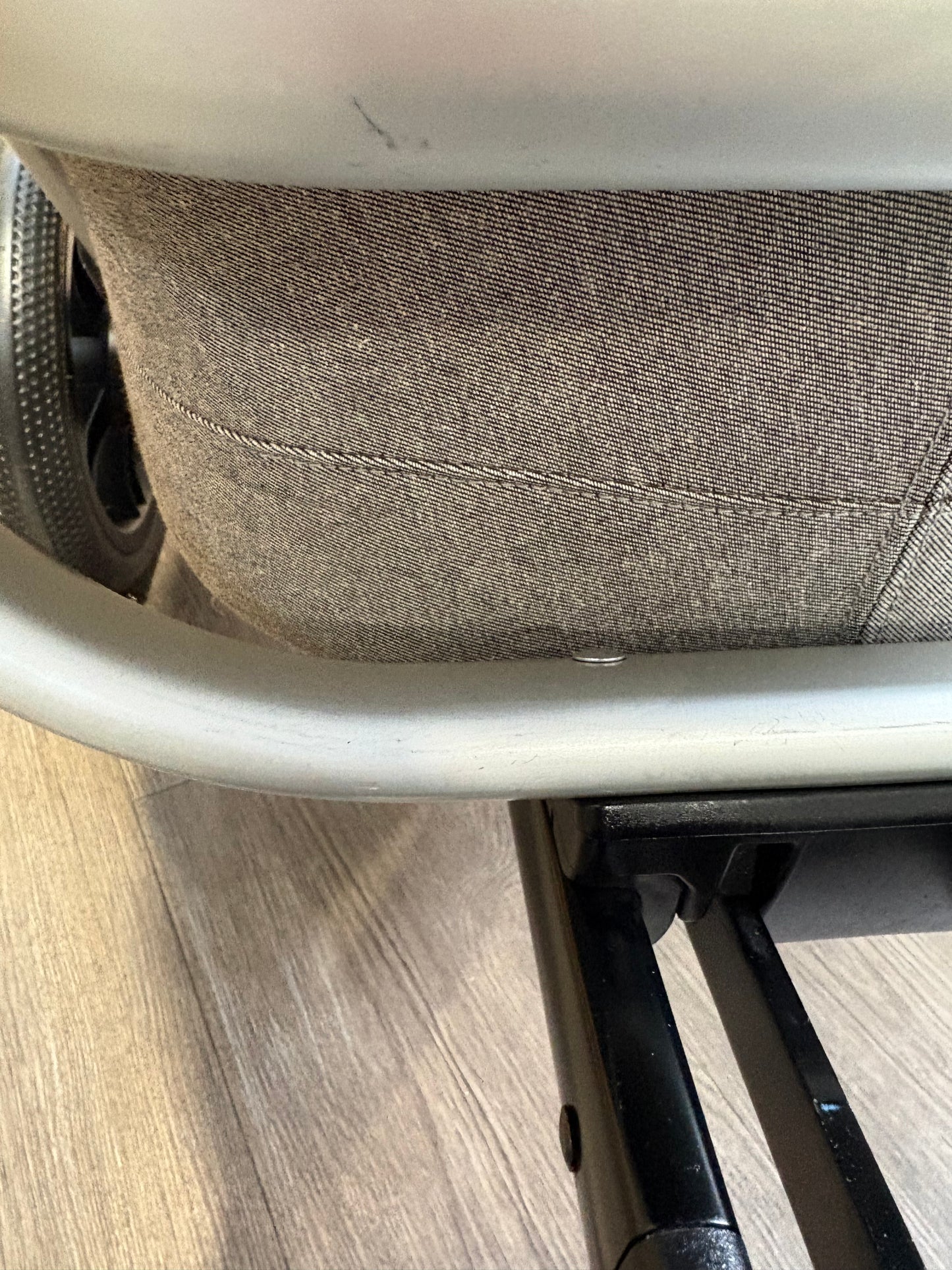 PRE LOVED Joolz Geo Duo Pram - Greige