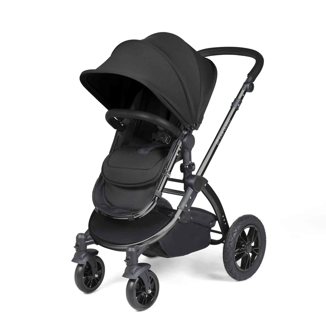 Ickle Bubba Stomp Luxe All-in-One i-Size Travel System with 360 Isofix Base (Nimbus) + Bubba&Me Bedside Crib – 14-Piece Bundle
