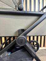 EX DISPLAY Venicci Tinum Edge Pram & Pushchair - Moss