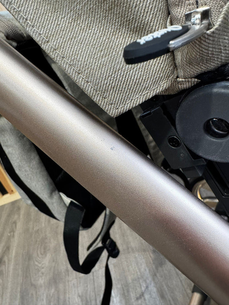 PRE LOVED Oyster 3 Pram & Pushchair - Creme Brulee