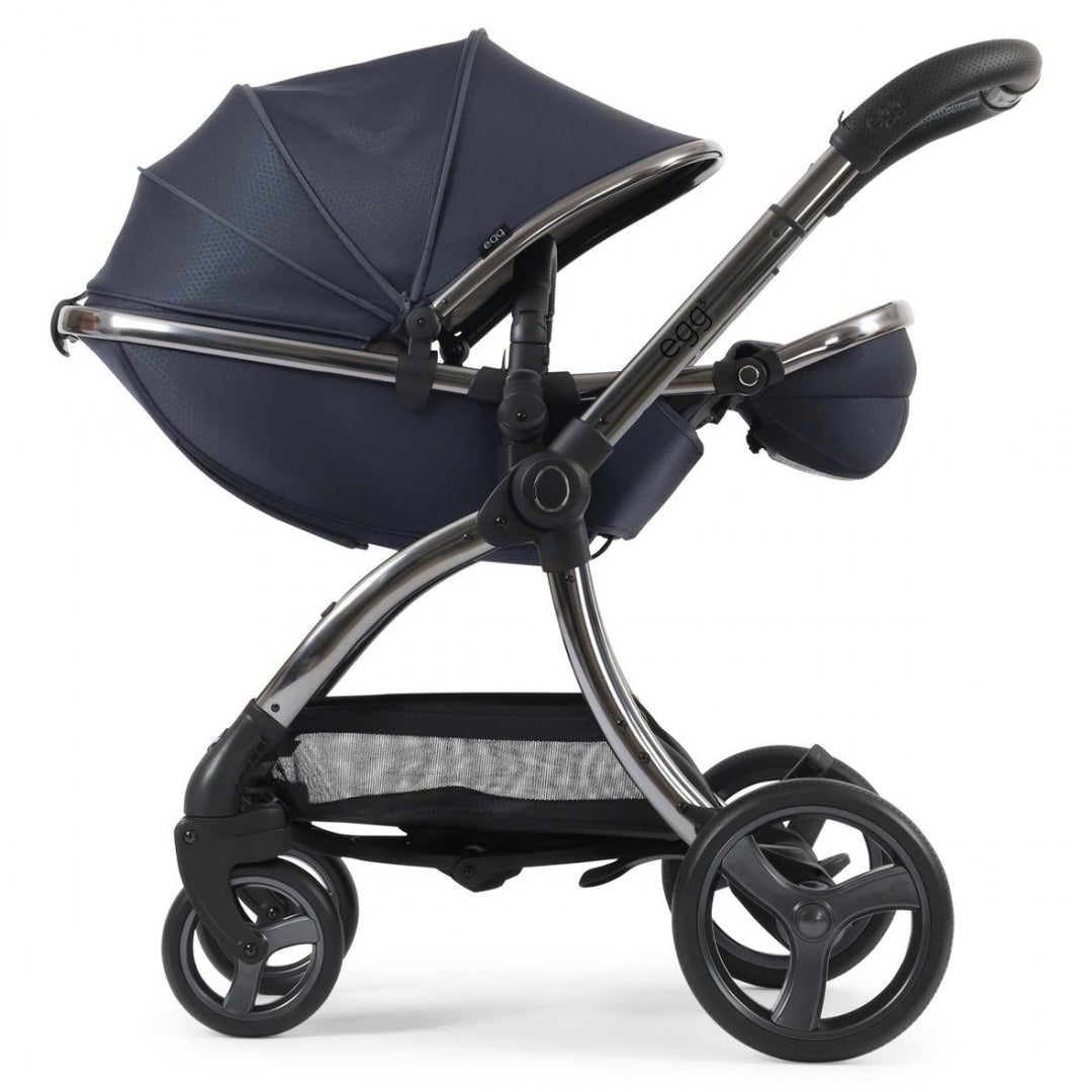 egg 3 Luxury Cloud T i-Size Travel System Bundle - Celestial + FREE OVERNIGHT BAG WORTH £125!