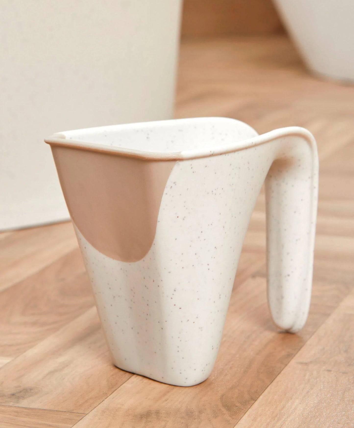 Shnuggle Eco Collection Washy Rinsing Jug – Cookies & Cream