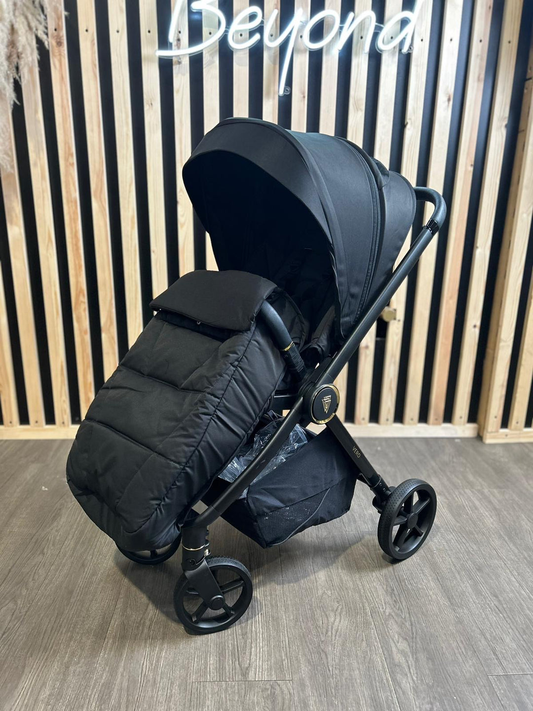 EX DISPLAY Venicci Vero Stroller - Night