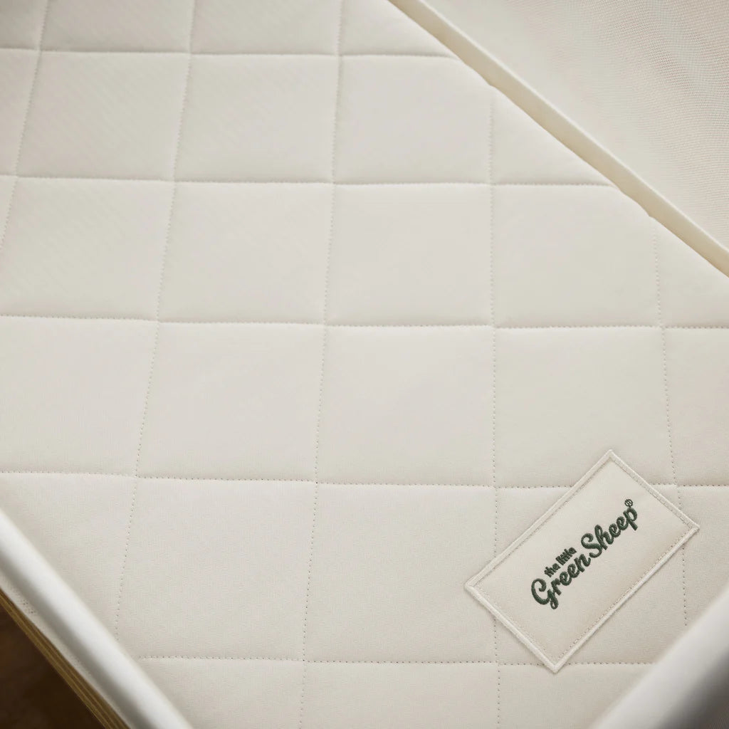 The Little Green Sheep SnuzPod4 Natural Mattress