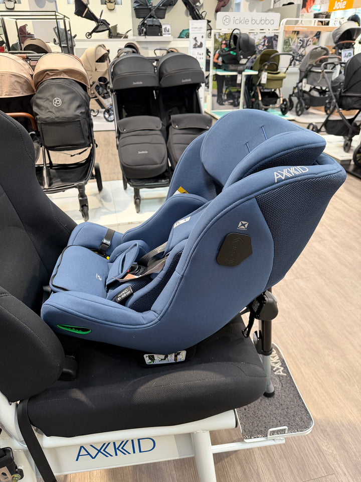 EX DISPLAY Axkid Minikid 4 Max Car Seat - Glacier Lake Blue