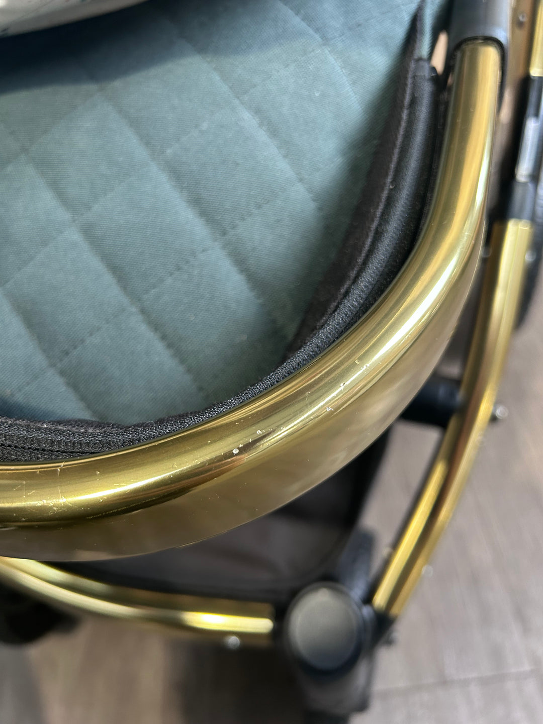 PRE LOVED Cosatto Wow 2 2in1 Travel System - Bureau