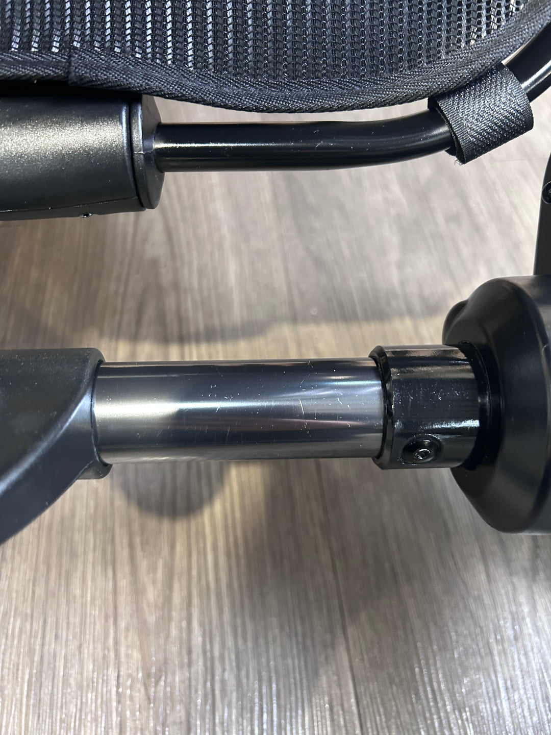 PRE LOVED egg2 Travel System - Jurassic Grey