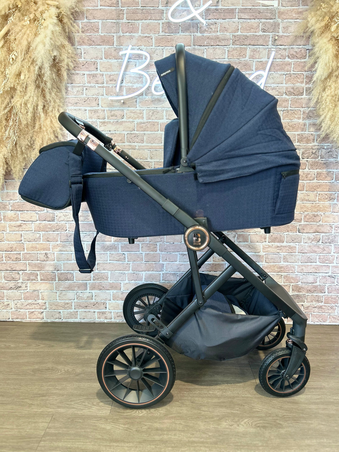 EX DISPLAY Babymore Chia Travel System Coco with Base - Midnight Blue