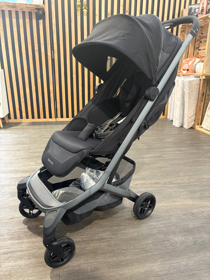 EX DISPLAY Maxi-Cosi Fame Cabin Stroller - Onyx Black