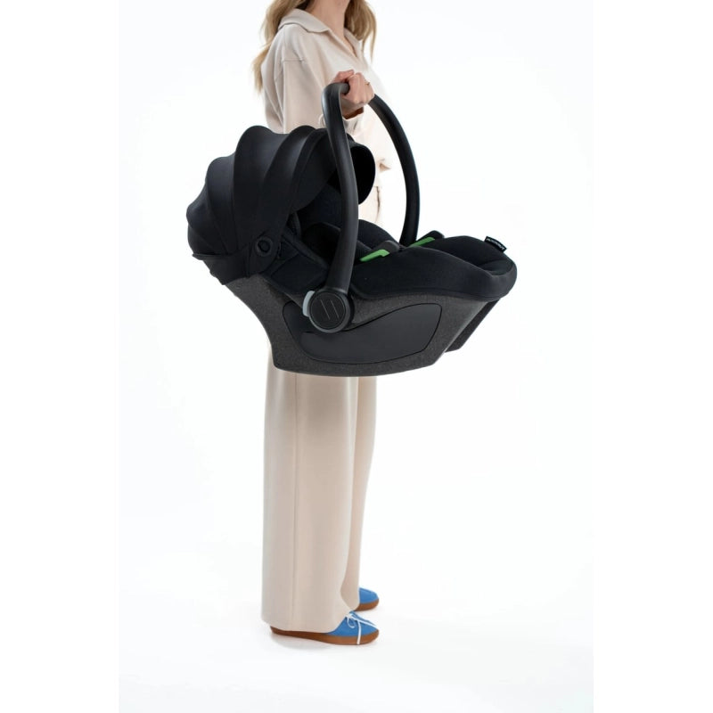Avionaut Pixel 3 Lightweight Car Seat - Black