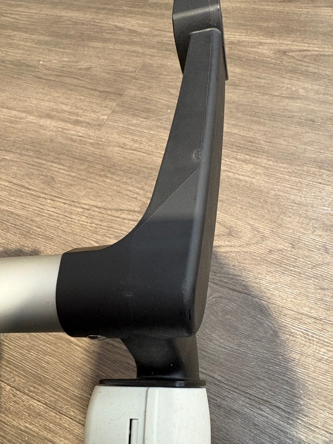 PRE LOVED Bugaboo Donkey Mono Car Seat Adaptor