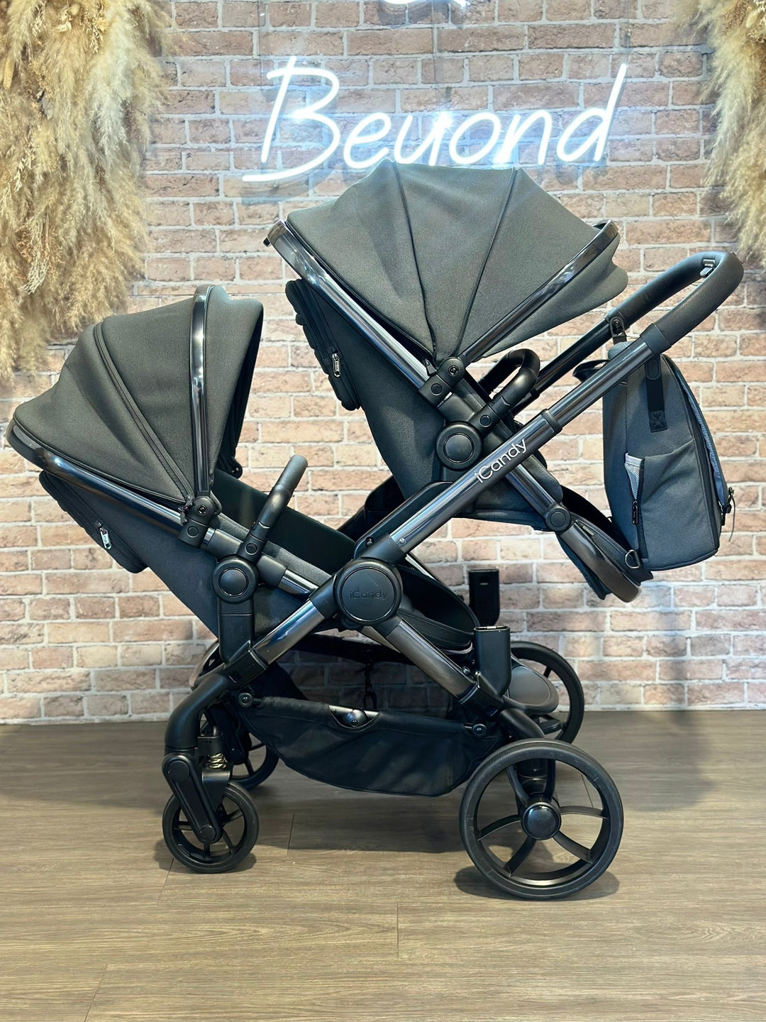 PRE LOVED iCandy Peach 7 Double Pushchair Bundle - Phantom/Dark Grey