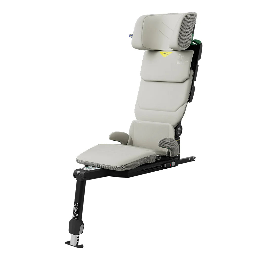 Axkid UP Car Seat - Beachgrass Beige + FREE FOOTREST WORTH £50!