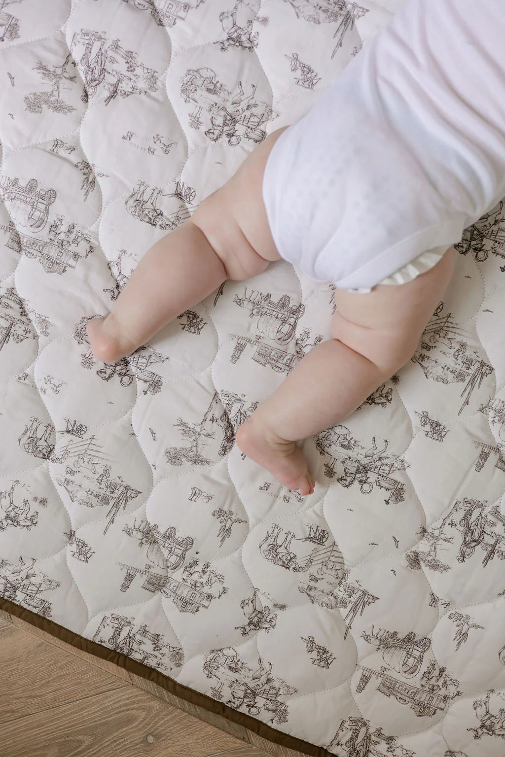 Gilded Bird Western Toile Quilted Playmat