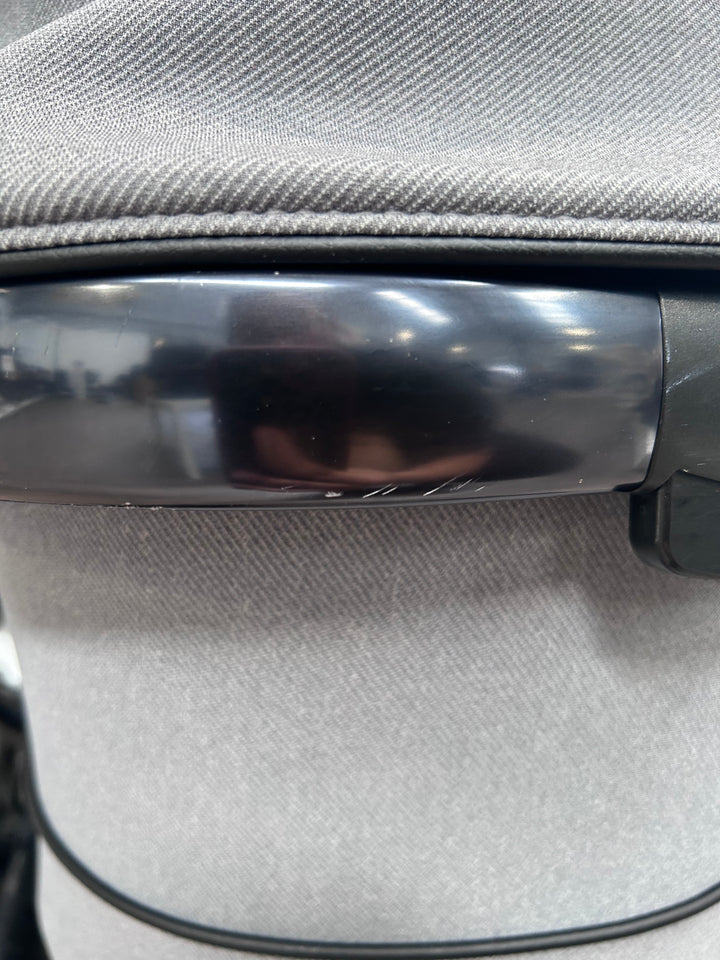 PRE LOVED iCandy Peach 7 Pushchair Bundle - Light Grey