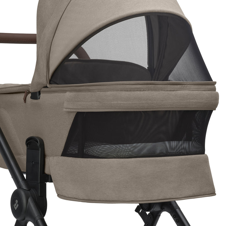 Maxi Cosi Oxford 9 Piece Bundle with Pebble S Car Seat & Isofix Base