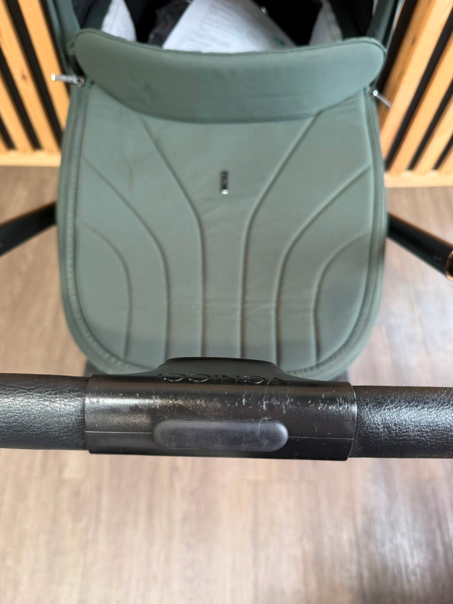 PRE LOVED Venicci Claro 2-in-1 Travel System - Forest
