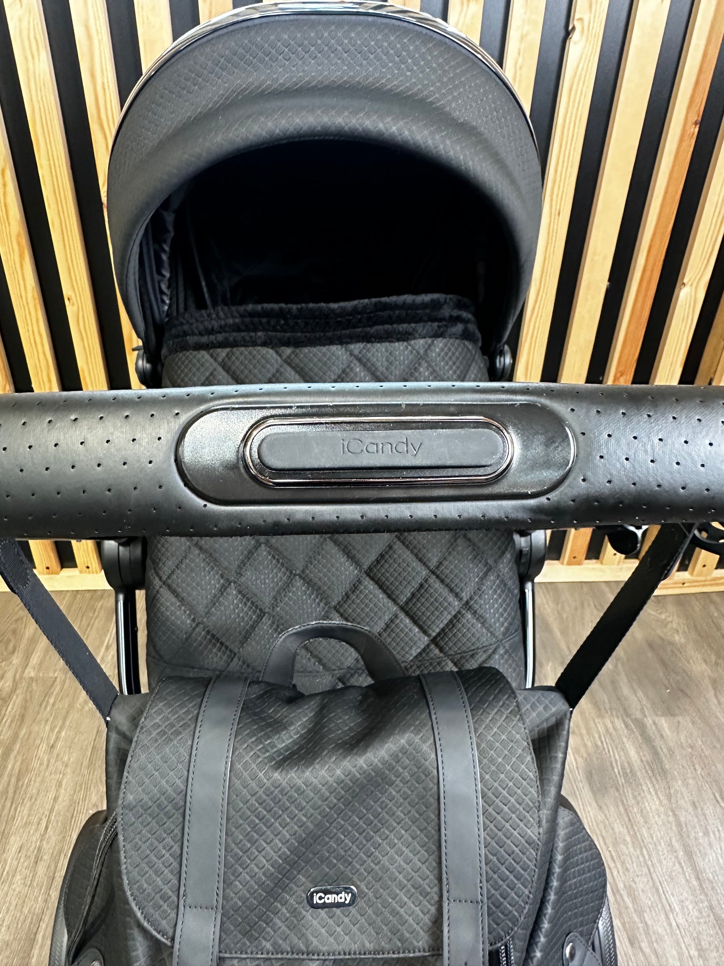 PRE - LOVED ICandy Peach 7 Cerium Travel System