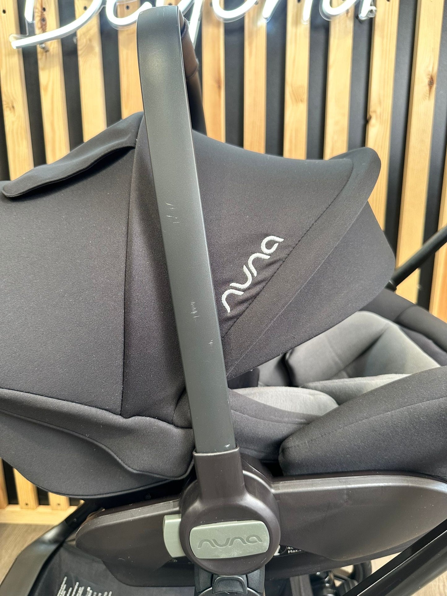 PRE LOVED Nuna Triv Travel System - Biscotti + Brand New 360 Base