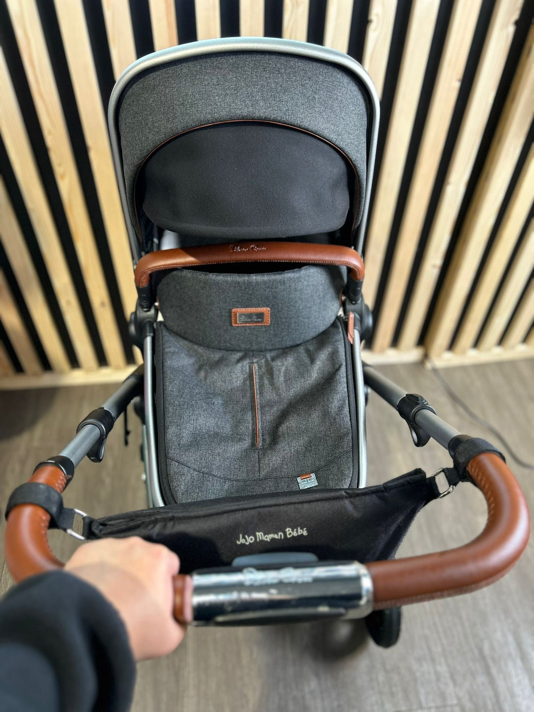 PRE LOVED Silver Cross Wave Travel System - Charcoal