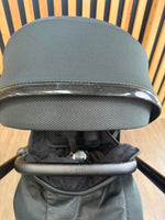 PRE LOVED Babystyle Oyster3 Parent-and-World Facing Pushchair - Pixel