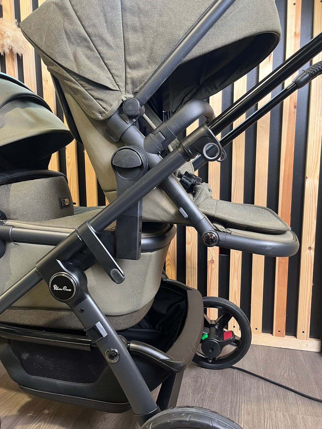 PRE LOVED Silver Cross Wave Double Travel System - Cedar