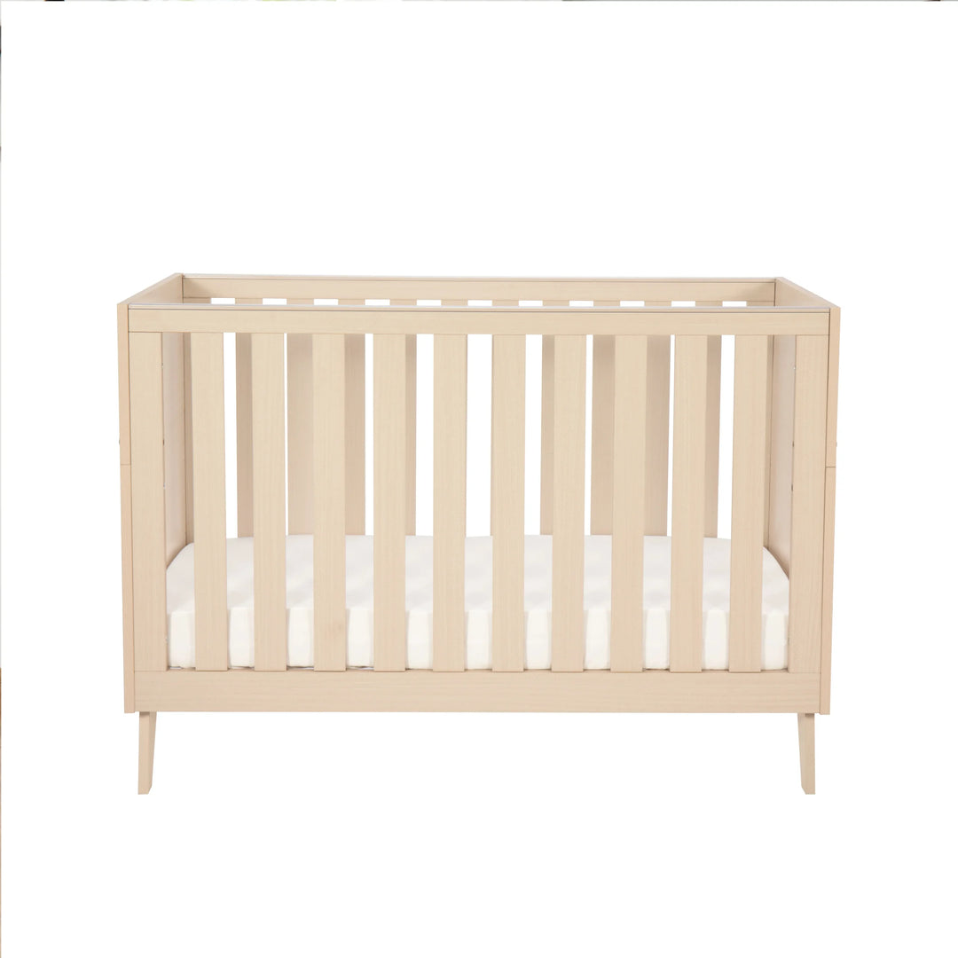 Babymore Dante Mini Cot Bed – Natural