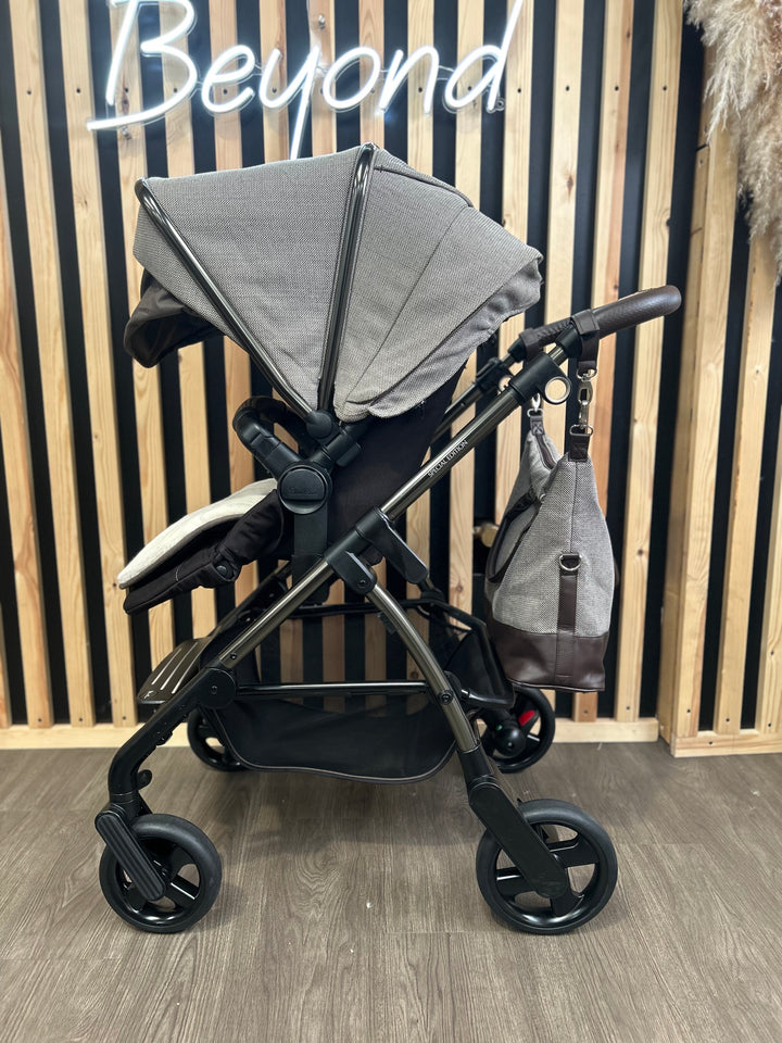 PRE LOVED Silver Cross Wayfarer Special Edition Pram + Pushchair - Expedition