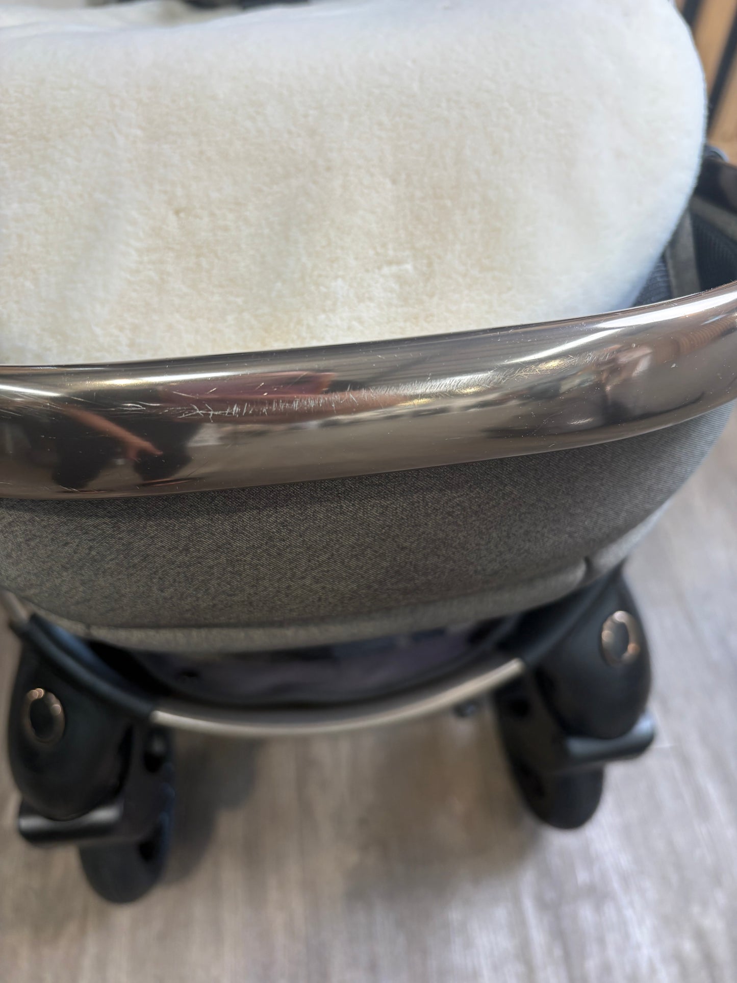 PRE LOVED egg2 Travel System - Hunter Green