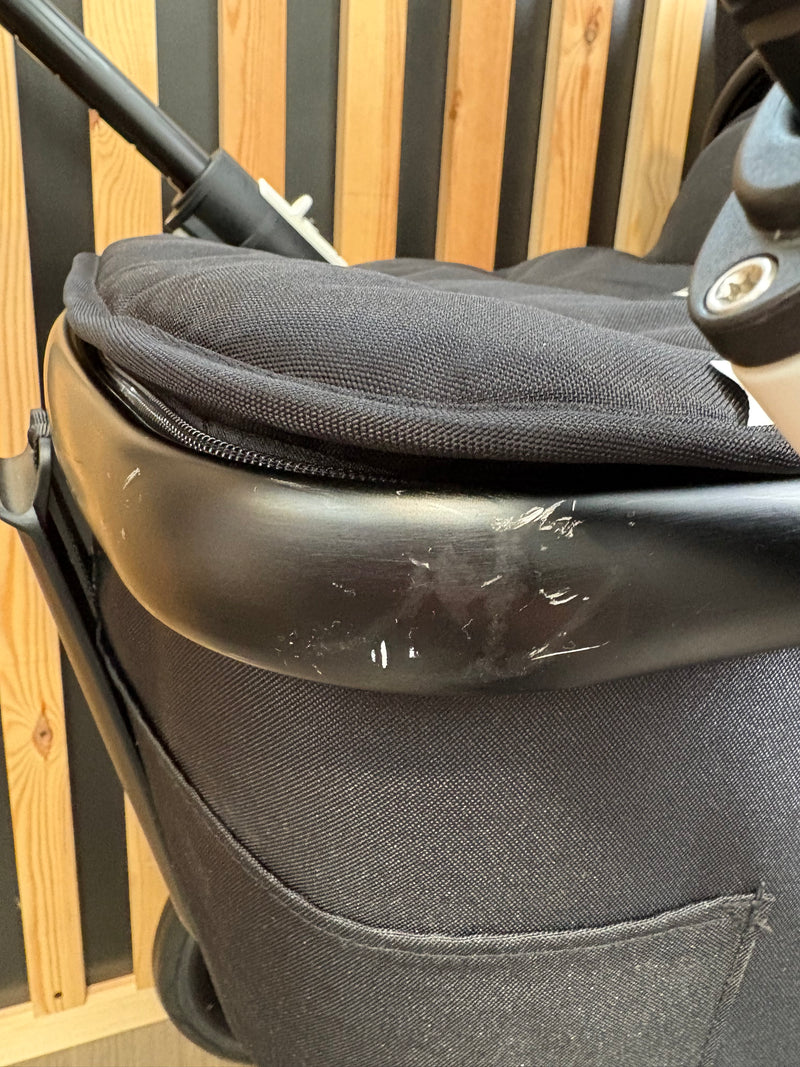 PRE LOVED Bugaboo Fox2 Travel System - Black
